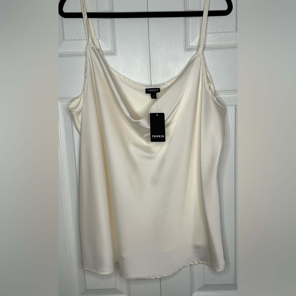 NWT Torrid Size 1 Cream Cowl Neck Camisole Top